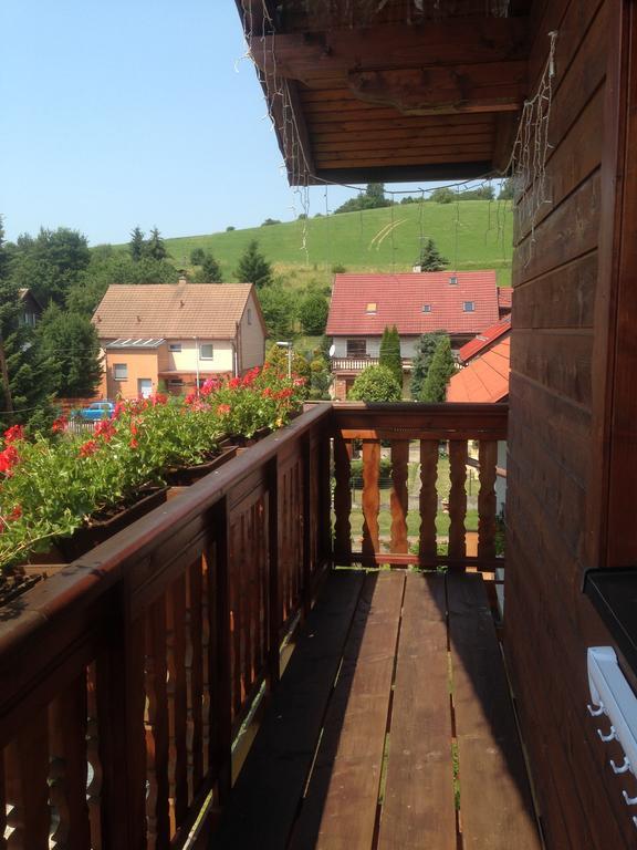 Guest House Fleurs Liptovský Mikuláš Esterno foto